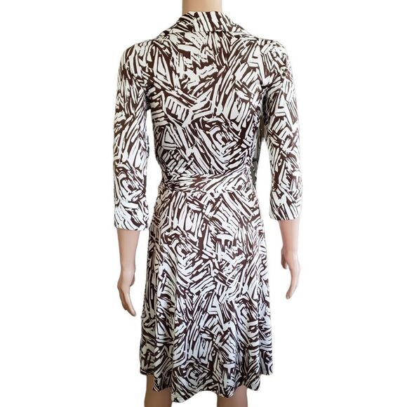 Forever Animal Print Crossover 3/4 Sleeve Dress Sz XS - Picture 2 of 11